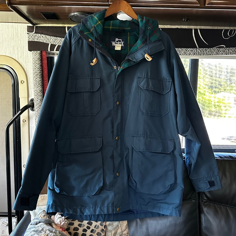 Vintage Woolrich Mountain Parka XL Navy Blue Made in USA 6110 Plaid Lined Jacket